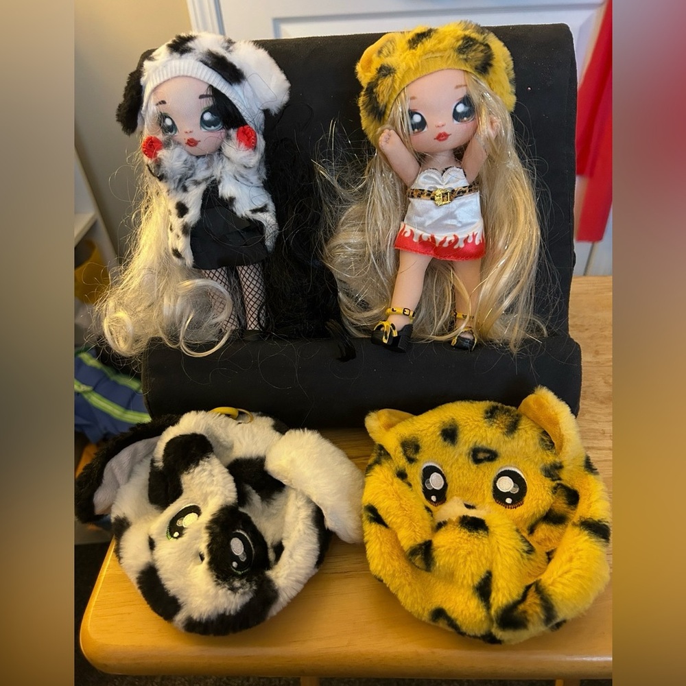 2 Na Na Na Surprise dolls